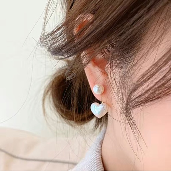 Jewelry - 💙3 for $15💙 Faux Pearl Heart Earrings